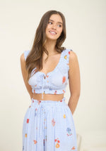 Brunch Motif Crop