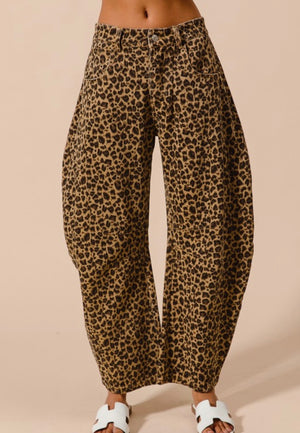 Barrel Leopard Jeans