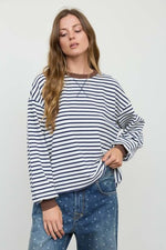 V Stitch Knit Top