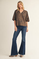 Metallic Leo Top
