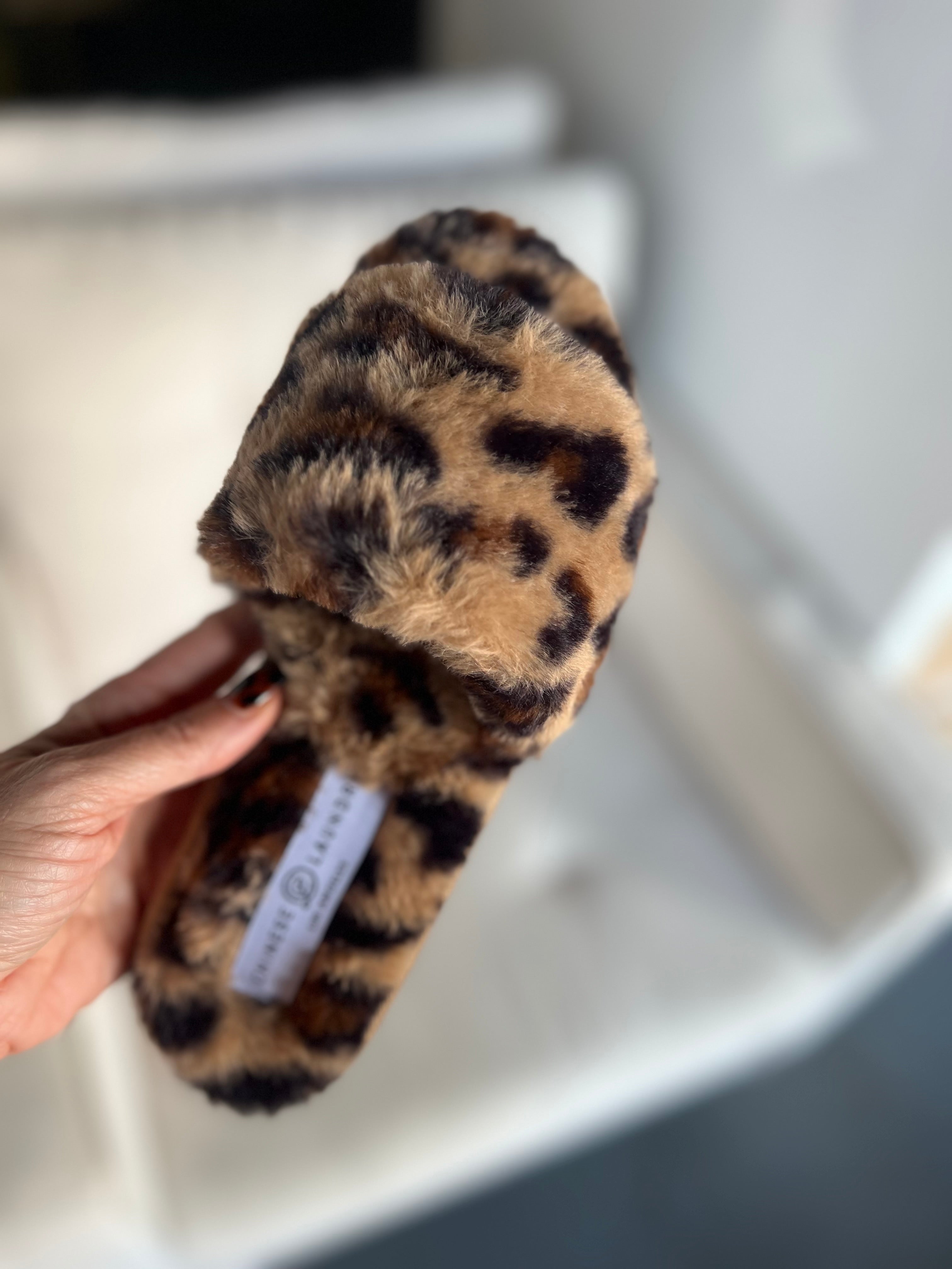 Rally Faux Fur Slide