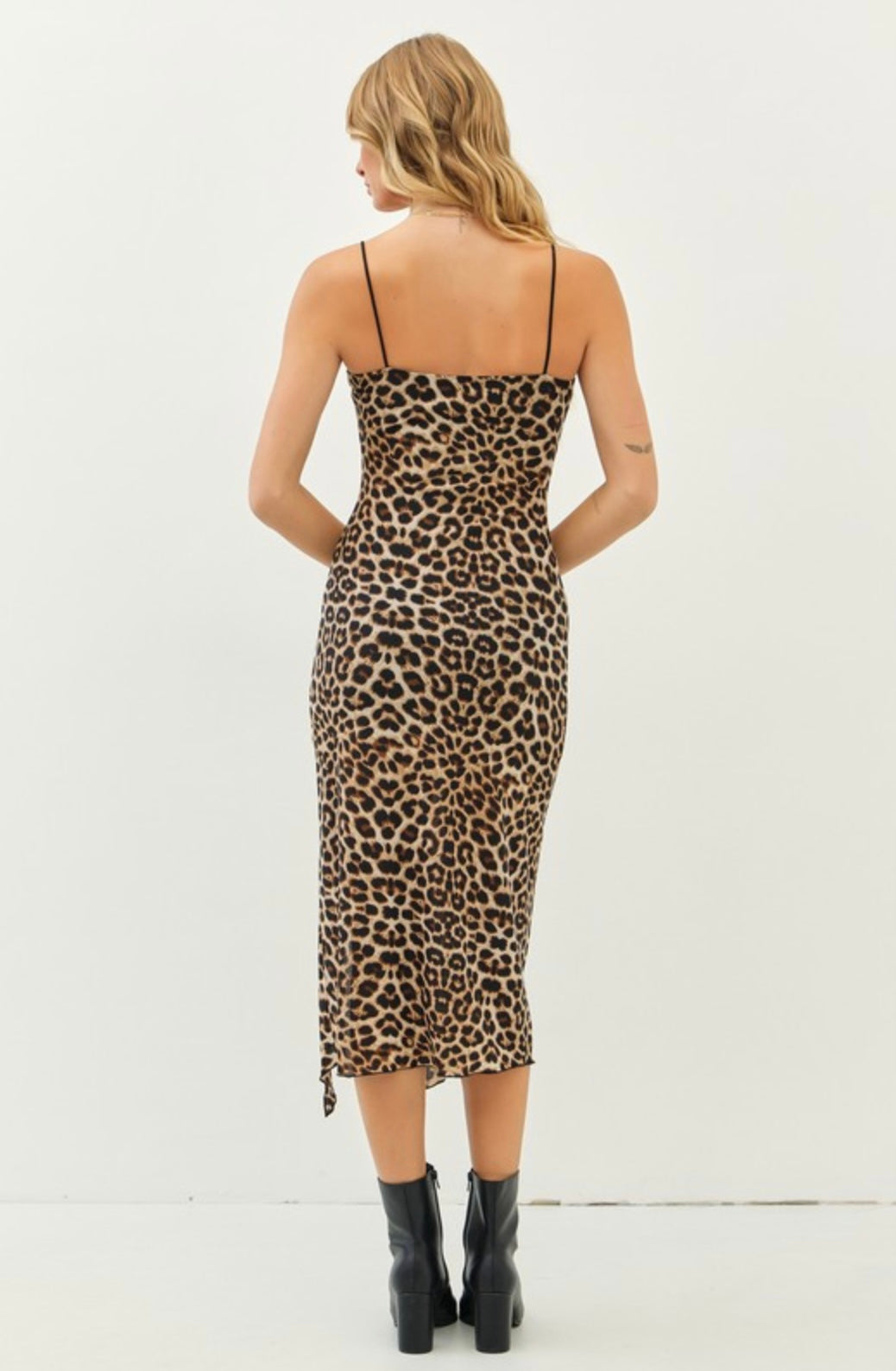 Stretchy Leopard Midi Dress