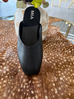 MIA Ziva Mule